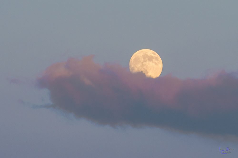 Monte Poieto sotto la Luna - Aviatico