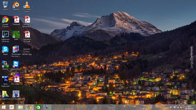 Tema per Windows che rappresenta Serina, piccolo paesino di montagna. Sotto la Neve, d'estate e sotto le stelle